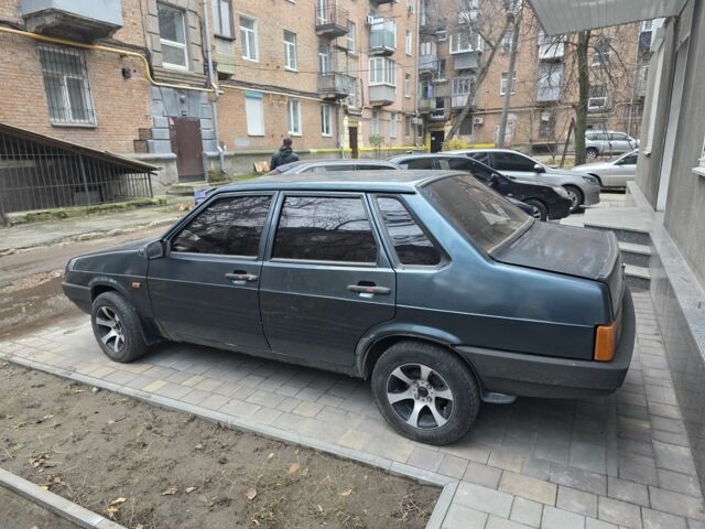 Зеленый ВАЗ 21099, объемом двигателя 0 л и пробегом 230 тыс. км за 900 $, фото 3 на Automoto.ua