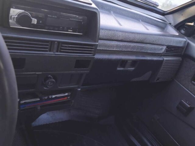 Зеленый ВАЗ 21099, объемом двигателя 1.5 л и пробегом 400 тыс. км за 1046 $, фото 3 на Automoto.ua