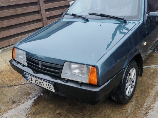 Зеленый ВАЗ 21099, объемом двигателя 1.5 л и пробегом 100 тыс. км за 1200 $, фото 1 на Automoto.ua