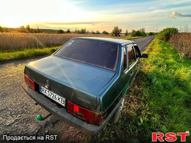 Зеленый ВАЗ 21099, объемом двигателя 1.5 л и пробегом 340 тыс. км за 1800 $, фото 4 на Automoto.ua