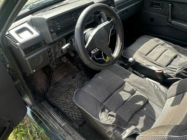 Зеленый ВАЗ 21099, объемом двигателя 1.5 л и пробегом 274 тыс. км за 1400 $, фото 4 на Automoto.ua