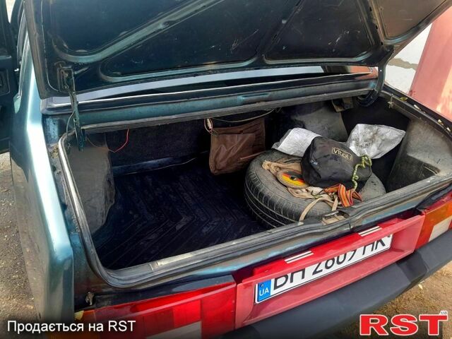 Зеленый ВАЗ 21099, объемом двигателя 1.5 л и пробегом 139 тыс. км за 1800 $, фото 7 на Automoto.ua