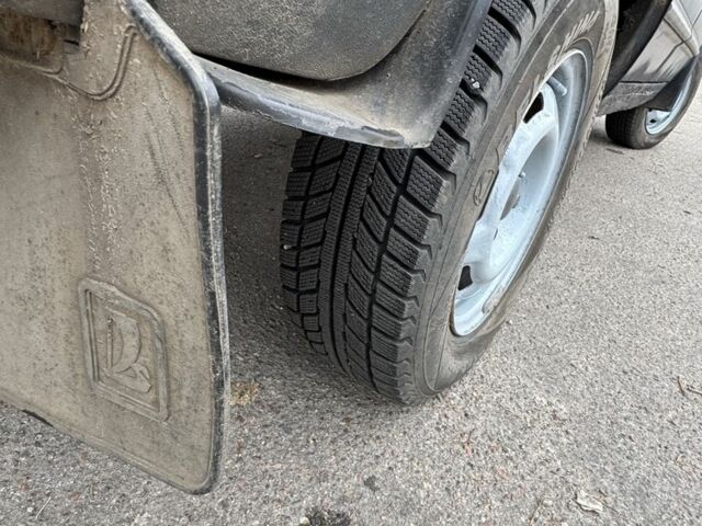 Зелений ВАЗ 21099, об'ємом двигуна 1.5 л та пробігом 185 тис. км за 1250 $, фото 6 на Automoto.ua