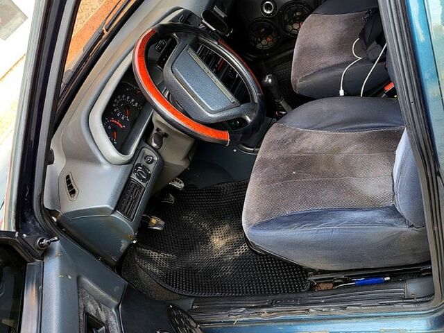 ВАЗ 21099 2005 в Краматорске на Automoto.ua Зеленый ВАЗ 21099, объемом двигателя 1.5 л и пробегом 230 тыс. км за 2000 $, фото 3 на Automoto.ua