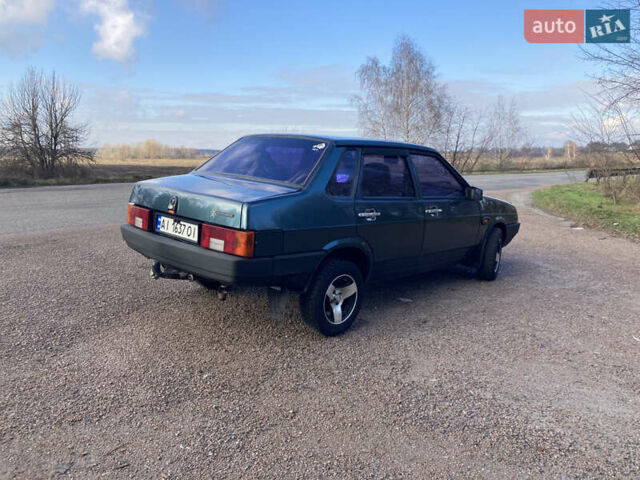 Зеленый ВАЗ 21099, объемом двигателя 1.5 л и пробегом 300 тыс. км за 2100 $, фото 5 на Automoto.ua