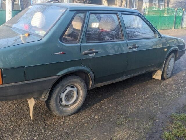 Зелений ВАЗ 21099, об'ємом двигуна 1.5 л та пробігом 100 тис. км за 1300 $, фото 2 на Automoto.ua