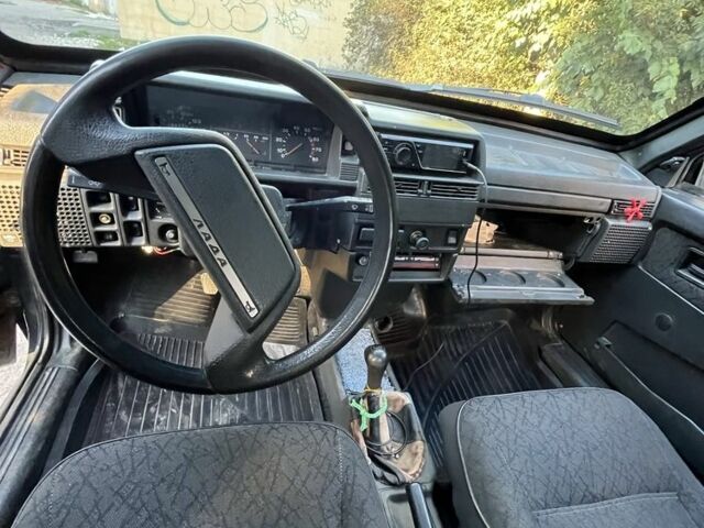 Зелений ВАЗ 21099, об'ємом двигуна 1.5 л та пробігом 198 тис. км за 800 $, фото 2 на Automoto.ua