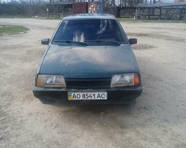 Зеленый ВАЗ 21099, объемом двигателя 1.5 л и пробегом 232 тыс. км за 750 $, фото 4 на Automoto.ua