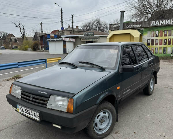 Зеленый ВАЗ 21099, объемом двигателя 1.5 л и пробегом 185 тыс. км за 1250 $, фото 2 на Automoto.ua