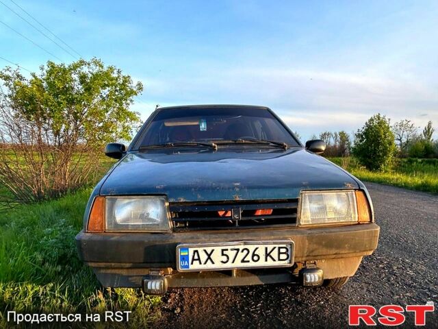 Зеленый ВАЗ 21099, объемом двигателя 1.5 л и пробегом 340 тыс. км за 1800 $, фото 2 на Automoto.ua