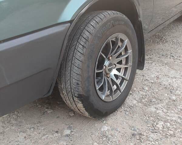 Зеленый ВАЗ 21099, объемом двигателя 1.5 л и пробегом 120 тыс. км за 2700 $, фото 6 на Automoto.ua