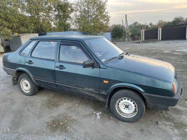 Зелений ВАЗ 21099, об'ємом двигуна 1.5 л та пробігом 278 тис. км за 912 $, фото 1 на Automoto.ua