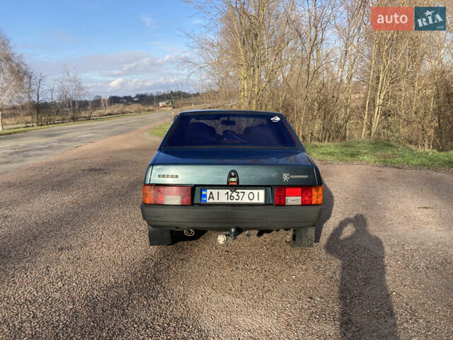 Зеленый ВАЗ 21099, объемом двигателя 1.5 л и пробегом 300 тыс. км за 2100 $, фото 4 на Automoto.ua