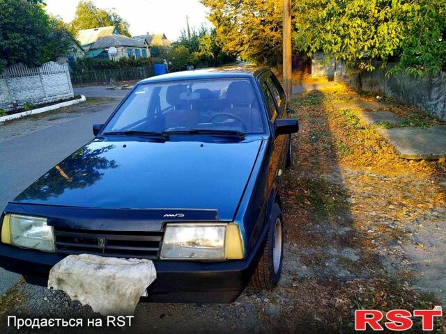 Зеленый ВАЗ 21099, объемом двигателя 1.5 л и пробегом 400 тыс. км за 1200 $, фото 1 на Automoto.ua