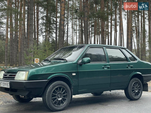 Зеленый ВАЗ 21099, объемом двигателя 1.5 л и пробегом 177 тыс. км за 1200 $, фото 1 на Automoto.ua