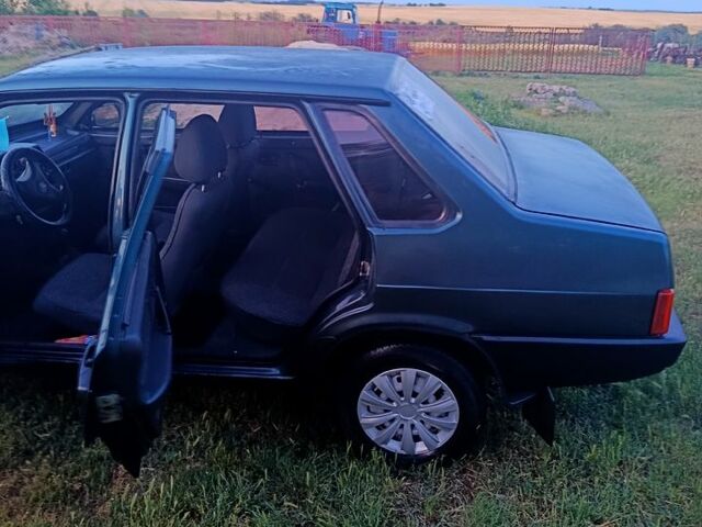 Зеленый ВАЗ 21099, объемом двигателя 1.5 л и пробегом 159 тыс. км за 2100 $, фото 3 на Automoto.ua