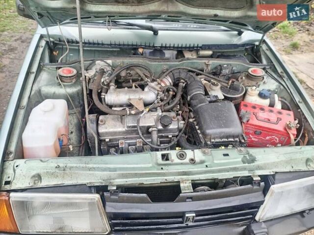 Зеленый ВАЗ 21099, объемом двигателя 1.5 л и пробегом 287 тыс. км за 1850 $, фото 2 на Automoto.ua