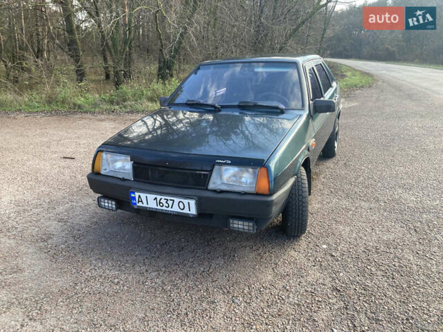Зеленый ВАЗ 21099, объемом двигателя 1.5 л и пробегом 300 тыс. км за 2100 $, фото 10 на Automoto.ua