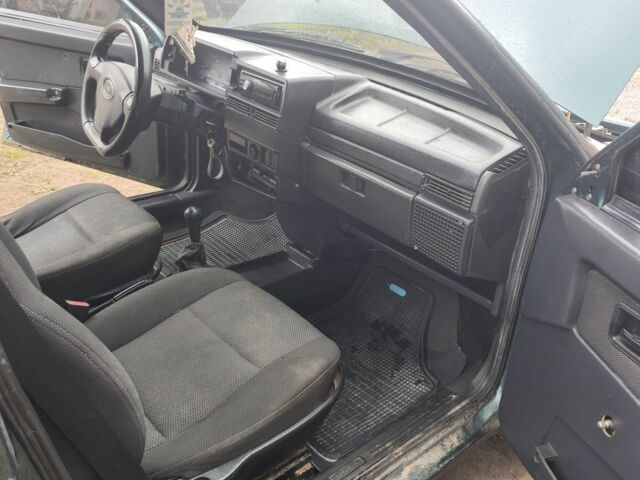 Зеленый ВАЗ 21099, объемом двигателя 0 л и пробегом 87 тыс. км за 950 $, фото 3 на Automoto.ua