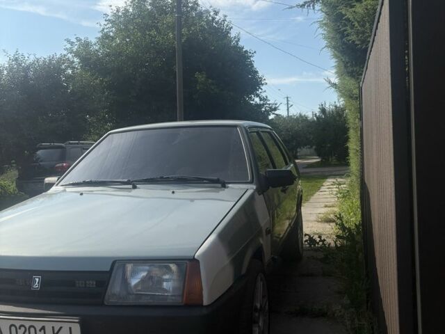 Зеленый ВАЗ 21099, объемом двигателя 1.5 л и пробегом 194 тыс. км за 2200 $, фото 1 на Automoto.ua