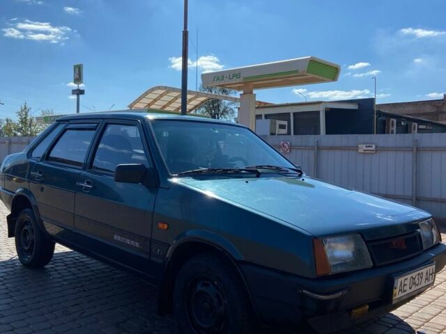 Зеленый ВАЗ 21099, объемом двигателя 1.5 л и пробегом 100 тыс. км за 2000 $, фото 20 на Automoto.ua