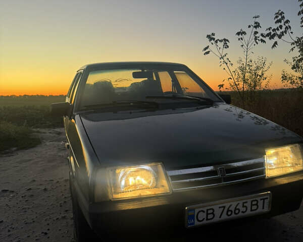 Зеленый ВАЗ 21099, объемом двигателя 1.6 л и пробегом 325 тыс. км за 1700 $, фото 9 на Automoto.ua