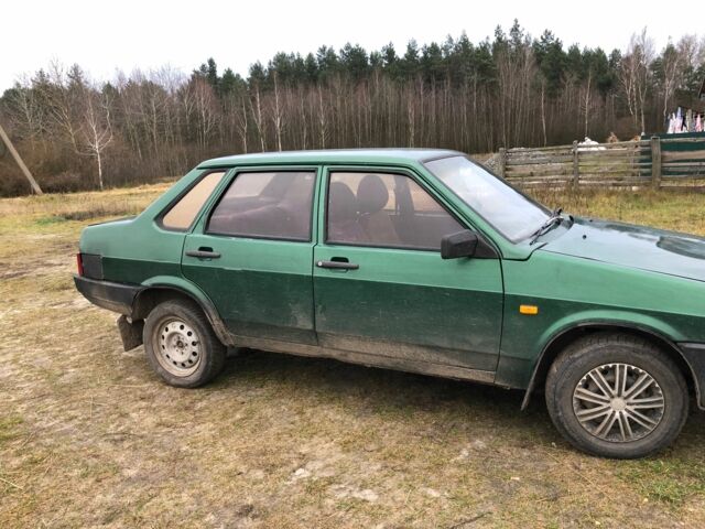 Зеленый ВАЗ 21099, объемом двигателя 1.5 л и пробегом 1 тыс. км за 1000 $, фото 1 на Automoto.ua