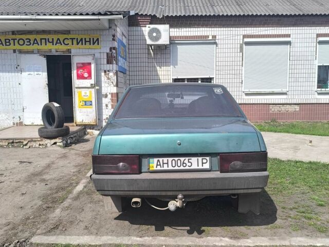 Зелений ВАЗ 21099, об'ємом двигуна 1.5 л та пробігом 120 тис. км за 1551 $, фото 3 на Automoto.ua