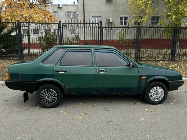Зелений ВАЗ 21099, об'ємом двигуна 1.5 л та пробігом 170 тис. км за 1100 $, фото 7 на Automoto.ua