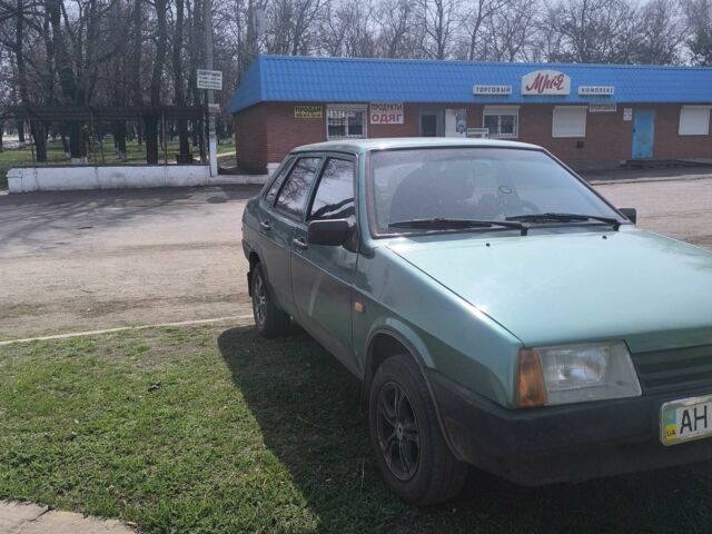 Зелений ВАЗ 21099, об'ємом двигуна 1.5 л та пробігом 120 тис. км за 1551 $, фото 2 на Automoto.ua