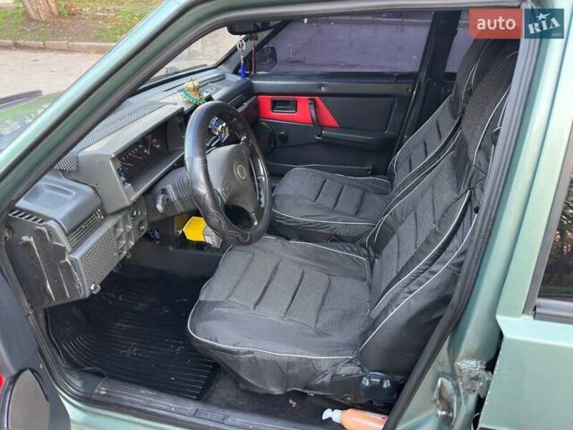 Зеленый ВАЗ 21099, объемом двигателя 1.5 л и пробегом 275 тыс. км за 2000 $, фото 18 на Automoto.ua