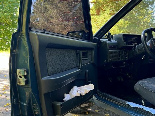 Зеленый ВАЗ 21099, объемом двигателя 1.5 л и пробегом 196 тыс. км за 2200 $, фото 7 на Automoto.ua