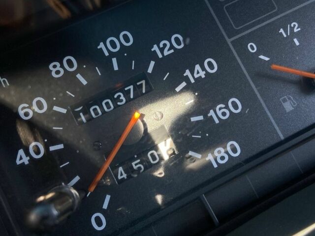 Зеленый ВАЗ 21099, объемом двигателя 1.5 л и пробегом 100 тыс. км за 2000 $, фото 10 на Automoto.ua