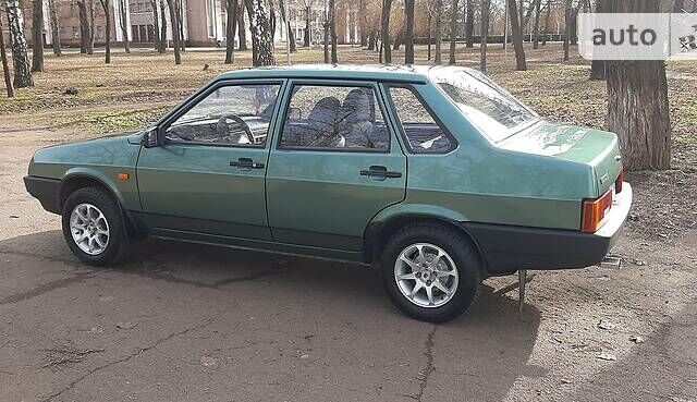 Зелений ВАЗ 21099, об'ємом двигуна 0 л та пробігом 123 тис. км за 2800 $, фото 4 на Automoto.ua