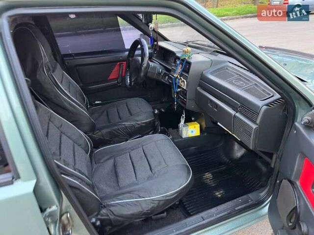 Зеленый ВАЗ 21099, объемом двигателя 1.5 л и пробегом 275 тыс. км за 2000 $, фото 23 на Automoto.ua