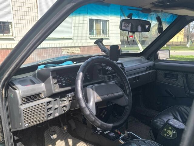 Зелений ВАЗ 21099, об'ємом двигуна 1.5 л та пробігом 120 тис. км за 1551 $, фото 5 на Automoto.ua