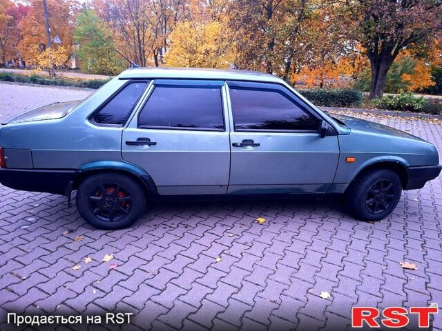 Зеленый ВАЗ 21099, объемом двигателя 1.5 л и пробегом 217 тыс. км за 2700 $, фото 2 на Automoto.ua