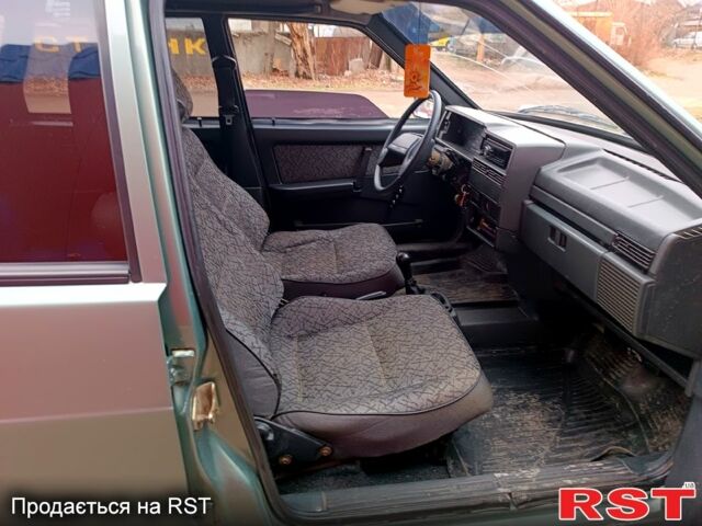 Зеленый ВАЗ 21099, объемом двигателя 1.5 л и пробегом 116 тыс. км за 1399 $, фото 6 на Automoto.ua