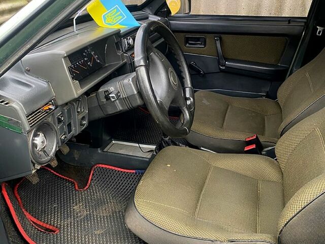 Зеленый ВАЗ 21099, объемом двигателя 1.5 л и пробегом 0 тыс. км за 2000 $, фото 4 на Automoto.ua