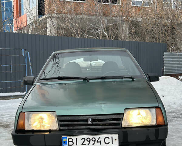 Зеленый ВАЗ 21099, объемом двигателя 1.5 л и пробегом 260 тыс. км за 1650 $, фото 2 на Automoto.ua