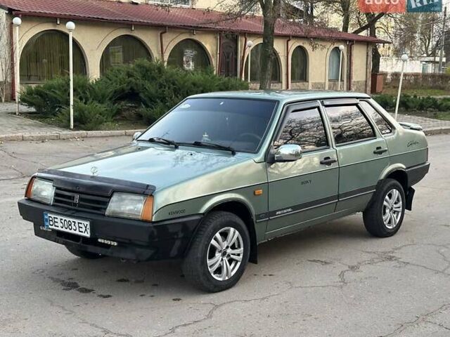 Зеленый ВАЗ 21099, объемом двигателя 1.5 л и пробегом 275 тыс. км за 2000 $, фото 17 на Automoto.ua