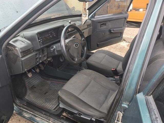 Зеленый ВАЗ 21099, объемом двигателя 0 л и пробегом 87 тыс. км за 950 $, фото 4 на Automoto.ua