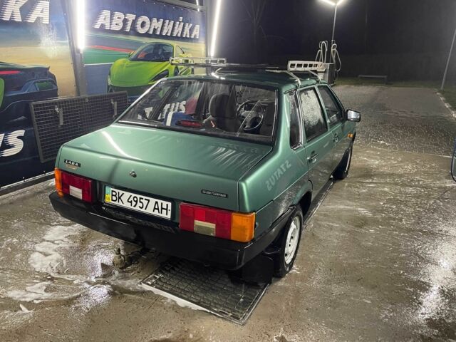 Зеленый ВАЗ 21099, объемом двигателя 1.5 л и пробегом 96 тыс. км за 2000 $, фото 2 на Automoto.ua