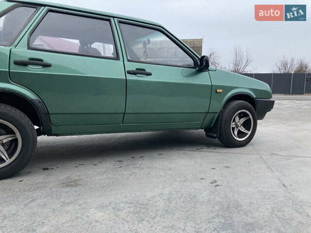 Зеленый ВАЗ 21099, объемом двигателя 1.6 л и пробегом 200 тыс. км за 1950 $, фото 21 на Automoto.ua