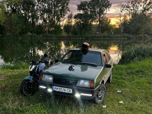 Зелений ВАЗ 21099, об'ємом двигуна 1.6 л та пробігом 1000 тис. км за 1305 $, фото 6 на Automoto.ua