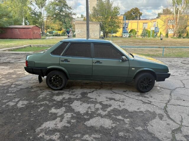 Зелений ВАЗ 21099, об'ємом двигуна 0 л та пробігом 150 тис. км за 1550 $, фото 3 на Automoto.ua
