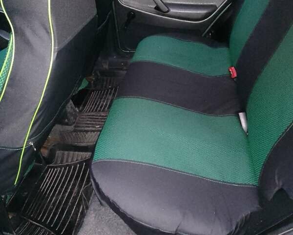 Зеленый ВАЗ 21099, объемом двигателя 1.6 л и пробегом 193 тыс. км за 1500 $, фото 2 на Automoto.ua