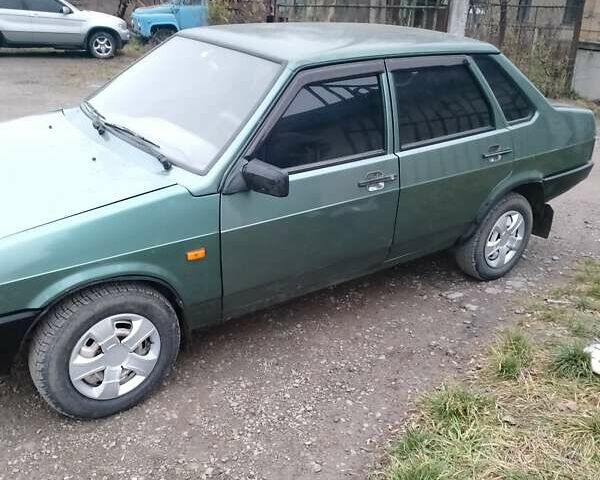 Зеленый ВАЗ 21099, объемом двигателя 1.6 л и пробегом 235 тыс. км за 1450 $, фото 2 на Automoto.ua