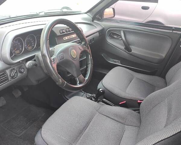 Зеленый ВАЗ 21099, объемом двигателя 1.6 л и пробегом 300 тыс. км за 2500 $, фото 2 на Automoto.ua