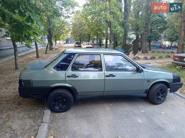 Зеленый ВАЗ 21099, объемом двигателя 1.6 л и пробегом 250 тыс. км за 750 $, фото 6 на Automoto.ua